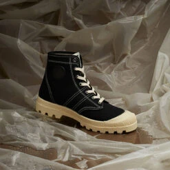 Pataugas AUTHENTIQUE/T F4G NOIR/MARFIL 13 Pataugas AUTHENTIQUE/T F4G NOIR/MARFIL -Pataugas Soldes Boutique F Authentique T Noir Marfil