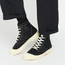 Pataugas AUTHENTIQUE/T F4G NOIR/MARFIL 12 Pataugas AUTHENTIQUE/T F4G NOIR/MARFIL -Pataugas Soldes Boutique ORIGINALETF4G 628092985 NOIR MARFIL