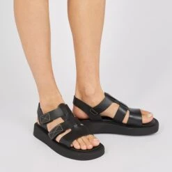 Pataugas ATARI/N F2I NOIR -Pataugas Soldes Boutique SANDALE FEMME ATARI N F2I NOIR 628447 850 Porte dbe42562 dc24 4319 b49a 6d0c440c7566